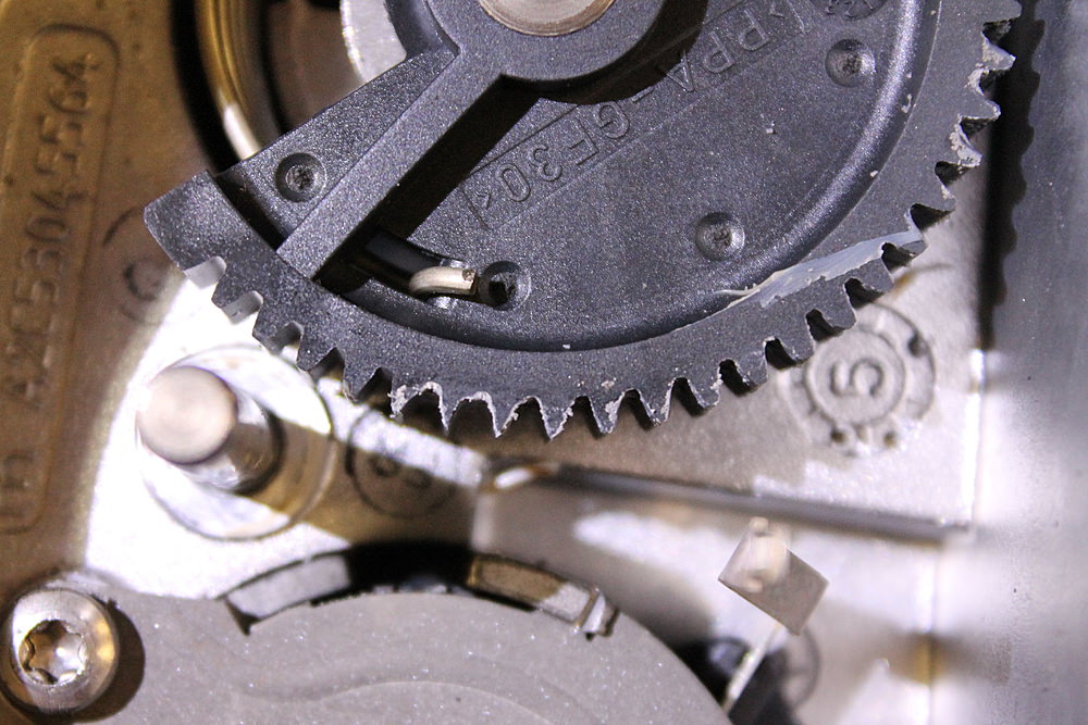 507058d1419981758t-teardown-s85-throttle