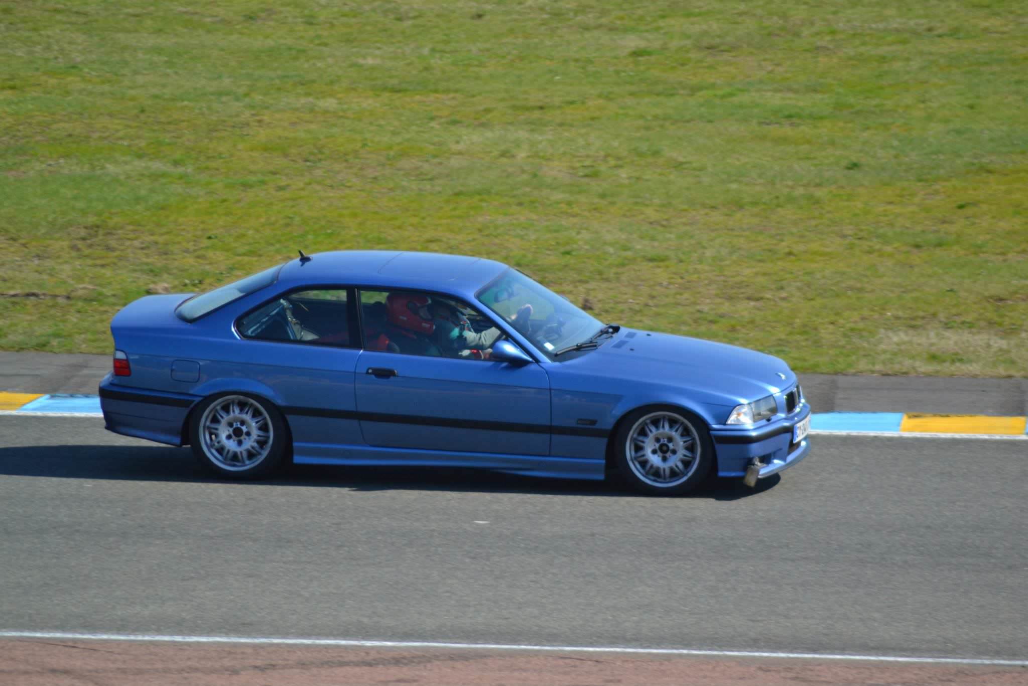 217564M3bugatti.jpg