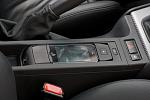 img-238159-1-ki330i-albums-iphone-im-e46-picture2623t-so-sieht-das-iphone-einem-e46-aus-laden-freisprechen-via-bluetooth-alles-kein-problem-der-empfang-verbessert-sich-da-das-handy-mit-der-aussenantenne-verbunden-wird.jpg