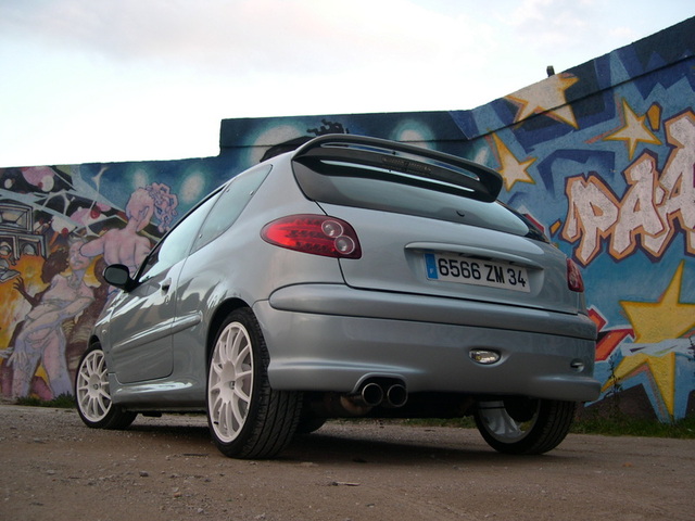 img-240080-8-596hi8.jpg