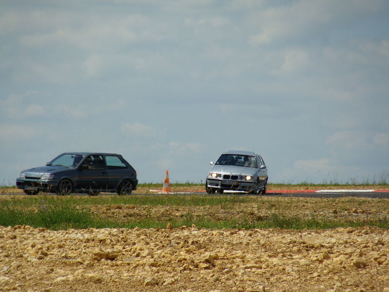 img-260160-1-dsc03260ev.jpg