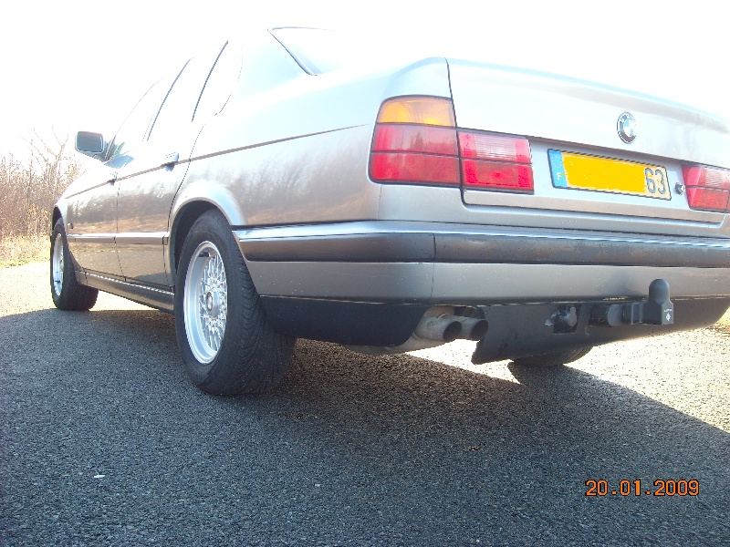 img-323416-11-bmw5350121nv8.jpg