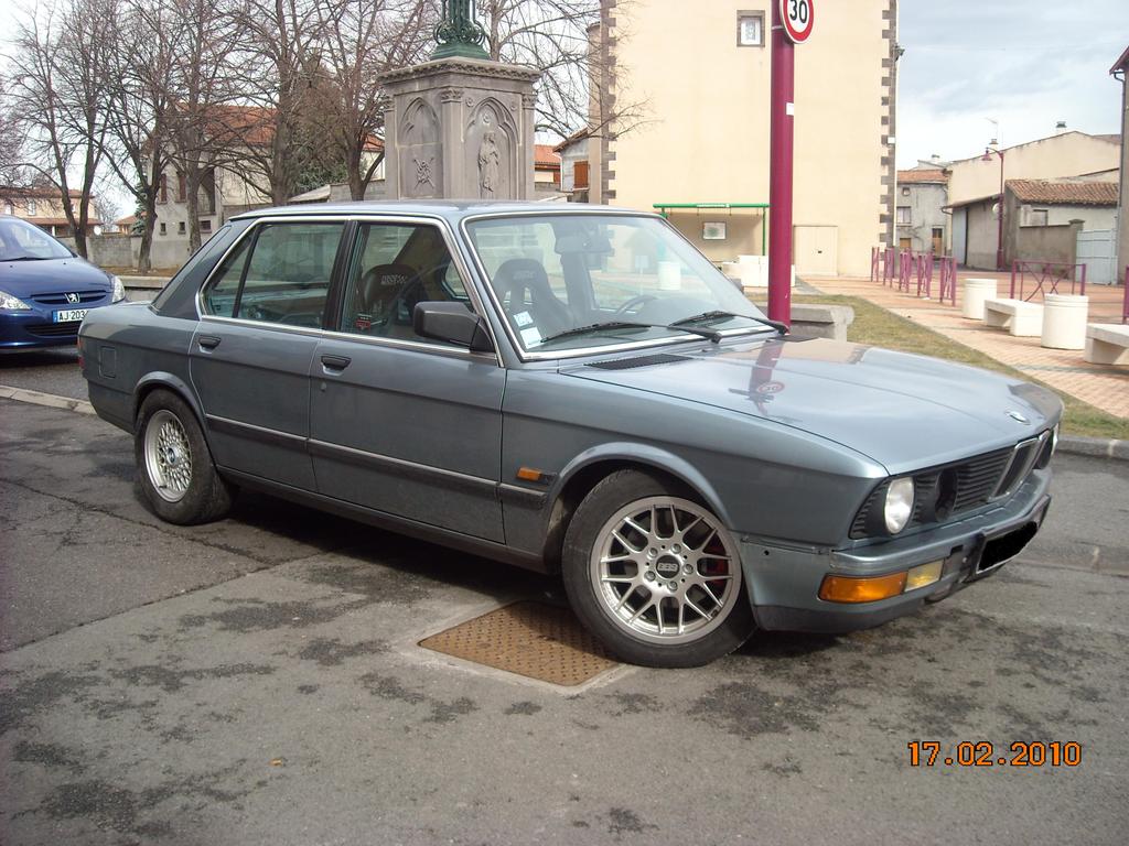 img-323511-2-bmw528i0021.jpg