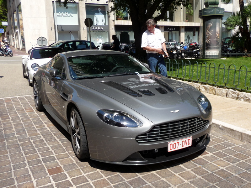 img-345386-11-793l.jpg