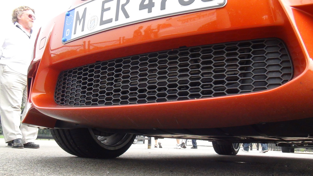 img-351639-12-mdrivetoufontage086.jpg