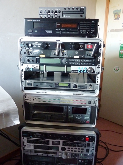 img-355879-1-p1000670y.jpg