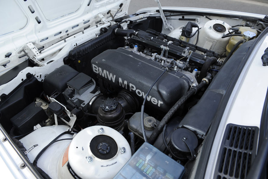 img-365480-10-165239BMWM3E30RingTaxiBaujahr1987fotoshowImagee8f5968f272617.jpg