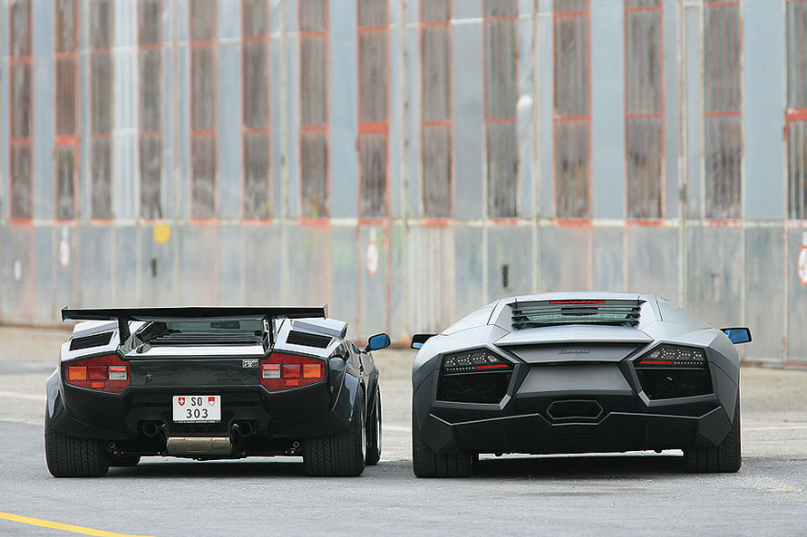 img-365603-4-972359LamborghiniReventamp65533nLamborghiniCountachTurboSfotoshowImageb0328832306646.jpg