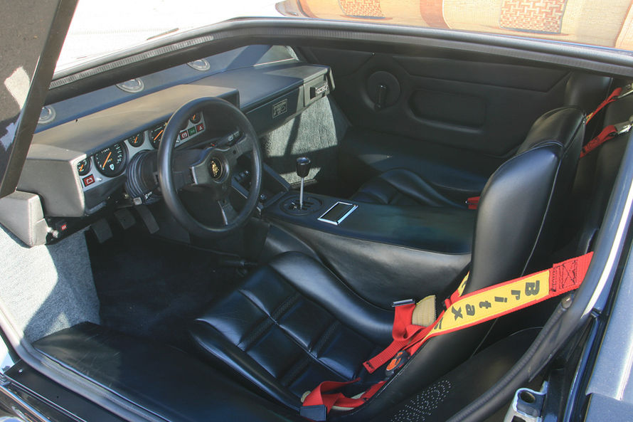 img-365603-8-713245LamborghiniCountachTurboSfotoshowImagebaf4406c299906.jpg