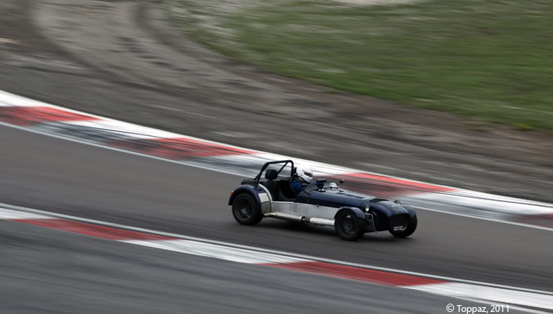 img-370781-17-Dijon-25-08-2011-Cat-2.jpg