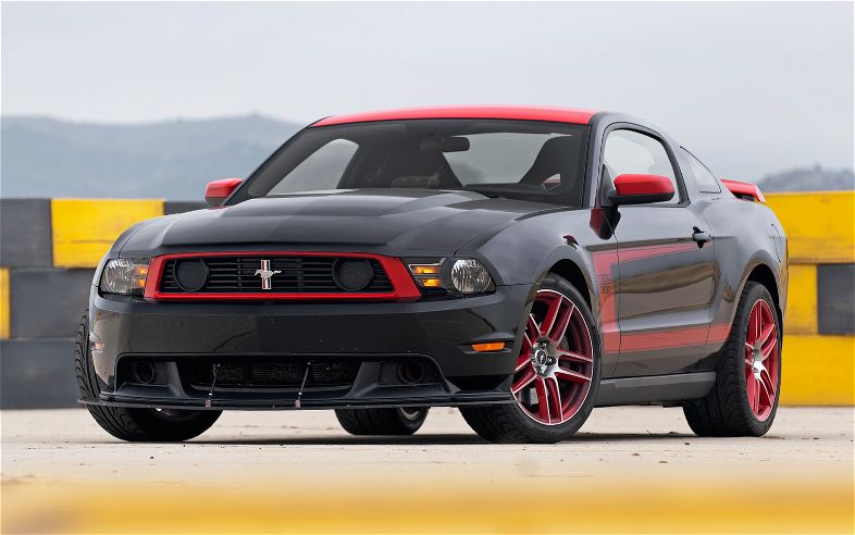 img-372547-11-2012-Ford-Mustang-Boss-302-Laguna-Seca-front-three-quarters-view.jpg