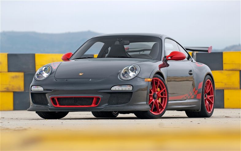 img-372547-13-2011-Porsche-GT3-RS-front-three-quarters.jpg