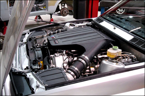 img-373118-3-20100205b_bmw_m3_e30_v10.jpg