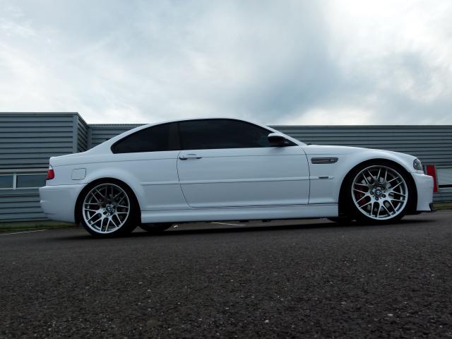 img-373355-3-229130m3blanc5.jpg