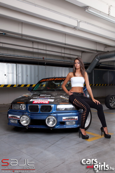 img-382129-9-CarsAndGirls_simondorottya_10.jpg
