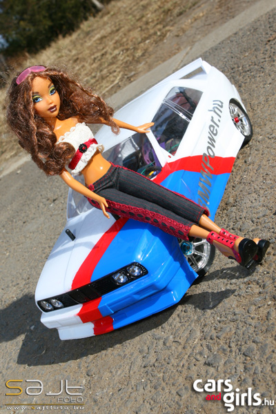 img-382135-5-CarsAndGirls_barbie_10.jpg