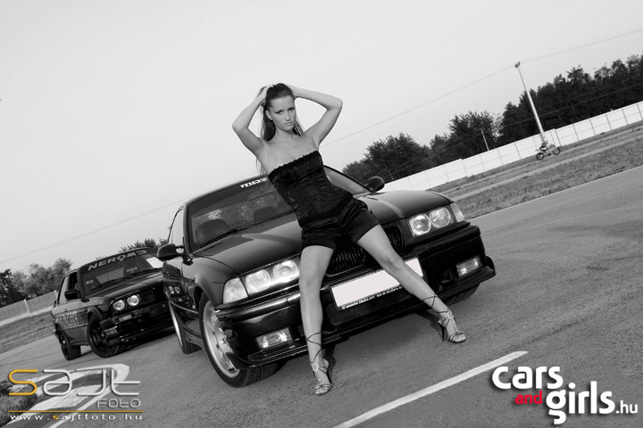 img-382145-5-CarsAndGirls_Nero_M3_5.jpg