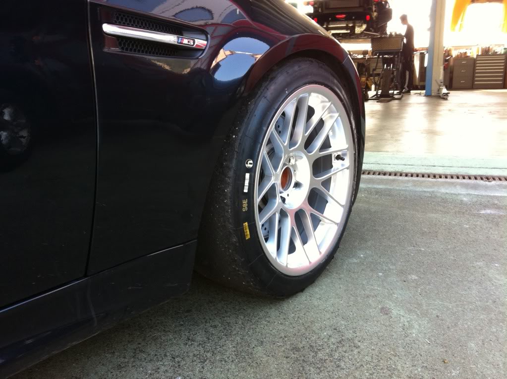 img-385896-4-001_2070Apexwheels.jpg
