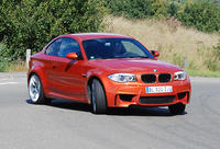 img-387068-9-00C8000004721562-photo-essai-bmw-serie-1-m-coupe-3-0-340-ch.jpg