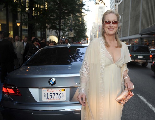 img-387088-1-Stars Mama Mia Go Green BMW H7 première UsuH6FILUDFl.jpg