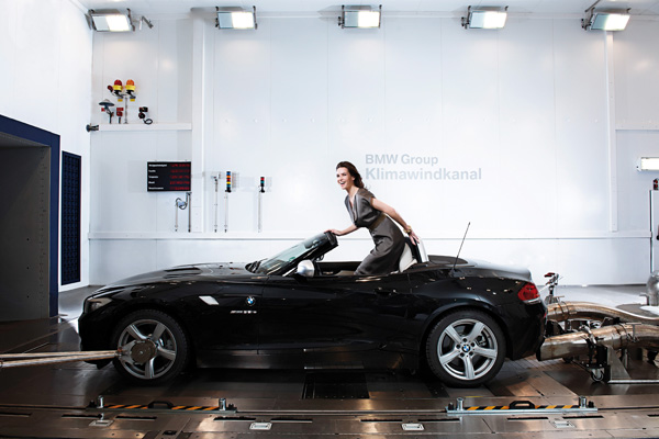 img-387351-2-glamour_katarina_witt_bmw_02.jpg