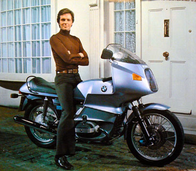 img-390086-10-return-of-the-saint-bmw-motorcycle-400.jpg