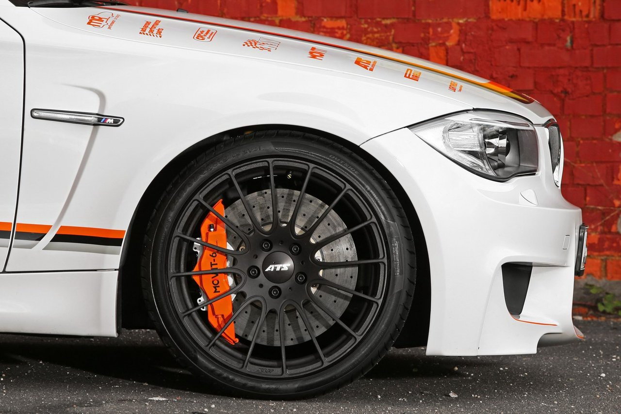 img-397771-16-bmw1mcoupe14.jpg