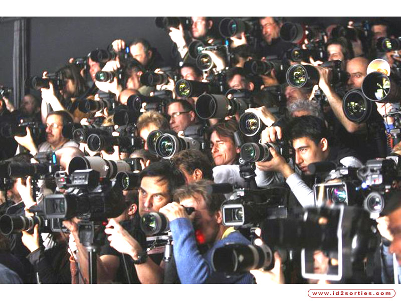 img-447995-1-paparazzi25210104615.jpg