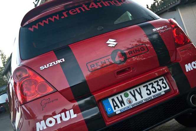 img-463891-2-S1-Insolite-que-reclament-2800-tours-de-la-Norschleife-en-Suzuki-Swift-Sport-267741.jpg