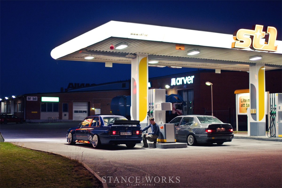 img-467014-8-bmw-e30-m3-shell-gas-pump.jpg