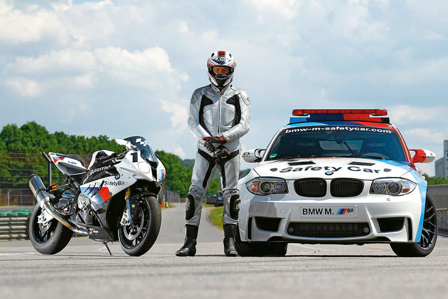img-470259-2-BMW-1er-M-Coup-BMW-S-1000-RR-Frontansicht-19-fotoshowImageNew-4b2f63ce-571790.jpg