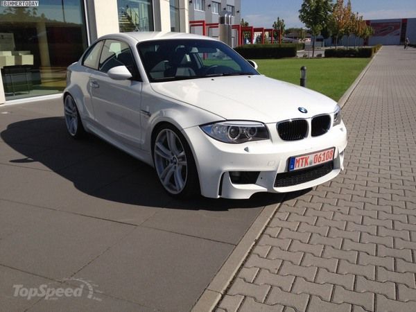 bmw-1m-coupe-by-tj-f_600x0w.jpg