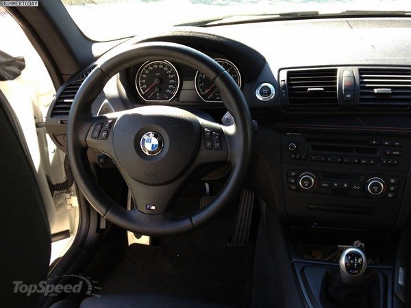 bmw-1m-coupe-by-tj-f-7_600x0w.jpg