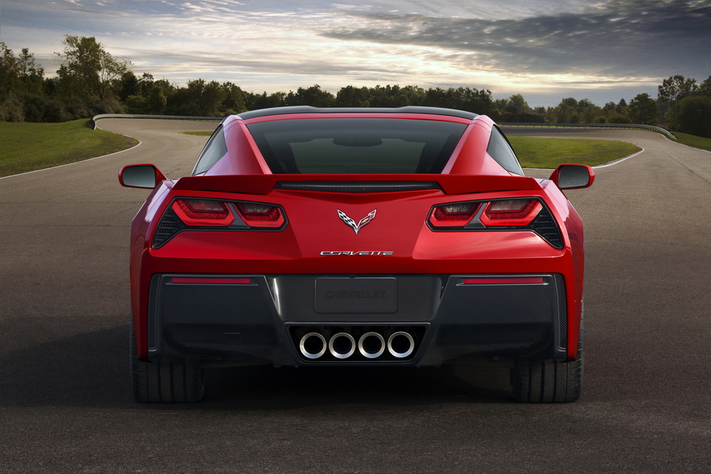 2014-chevrolet-corvette-048.jpg