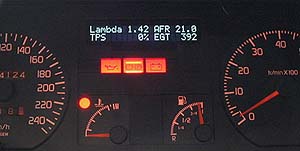 LCD.mount.on.inst2.jpg