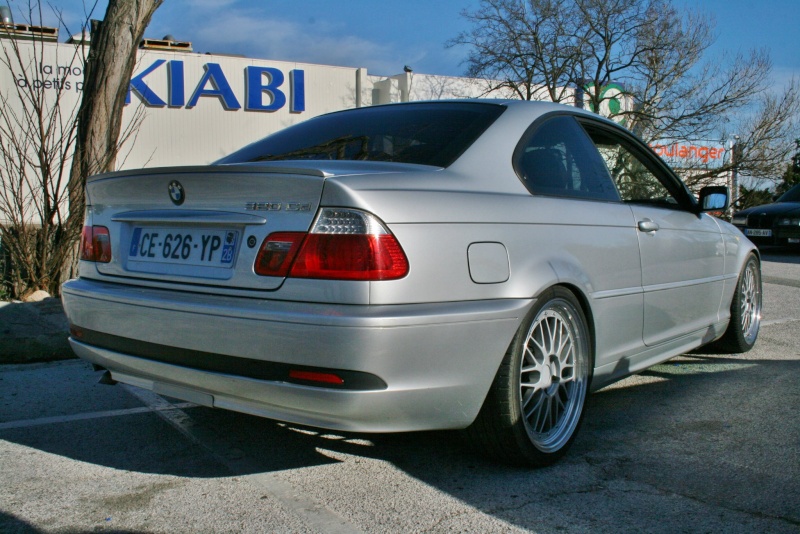 89225410.jpg