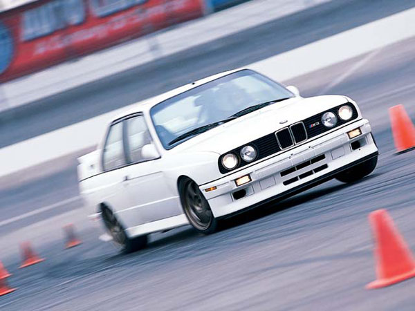bmw3_m11.jpg