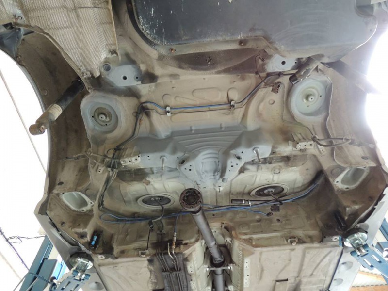 487993bmw5.jpg