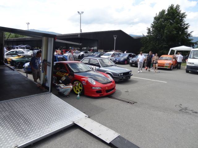 n1v8.jpg