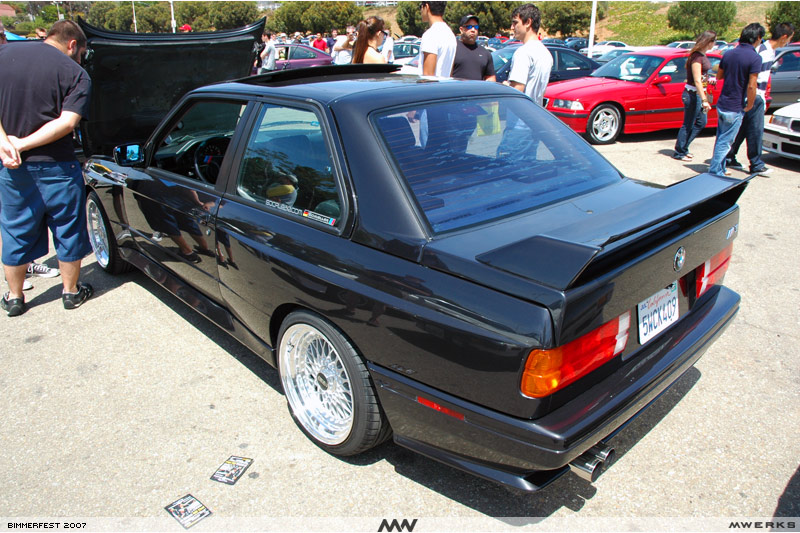 j8yZ42.jpg