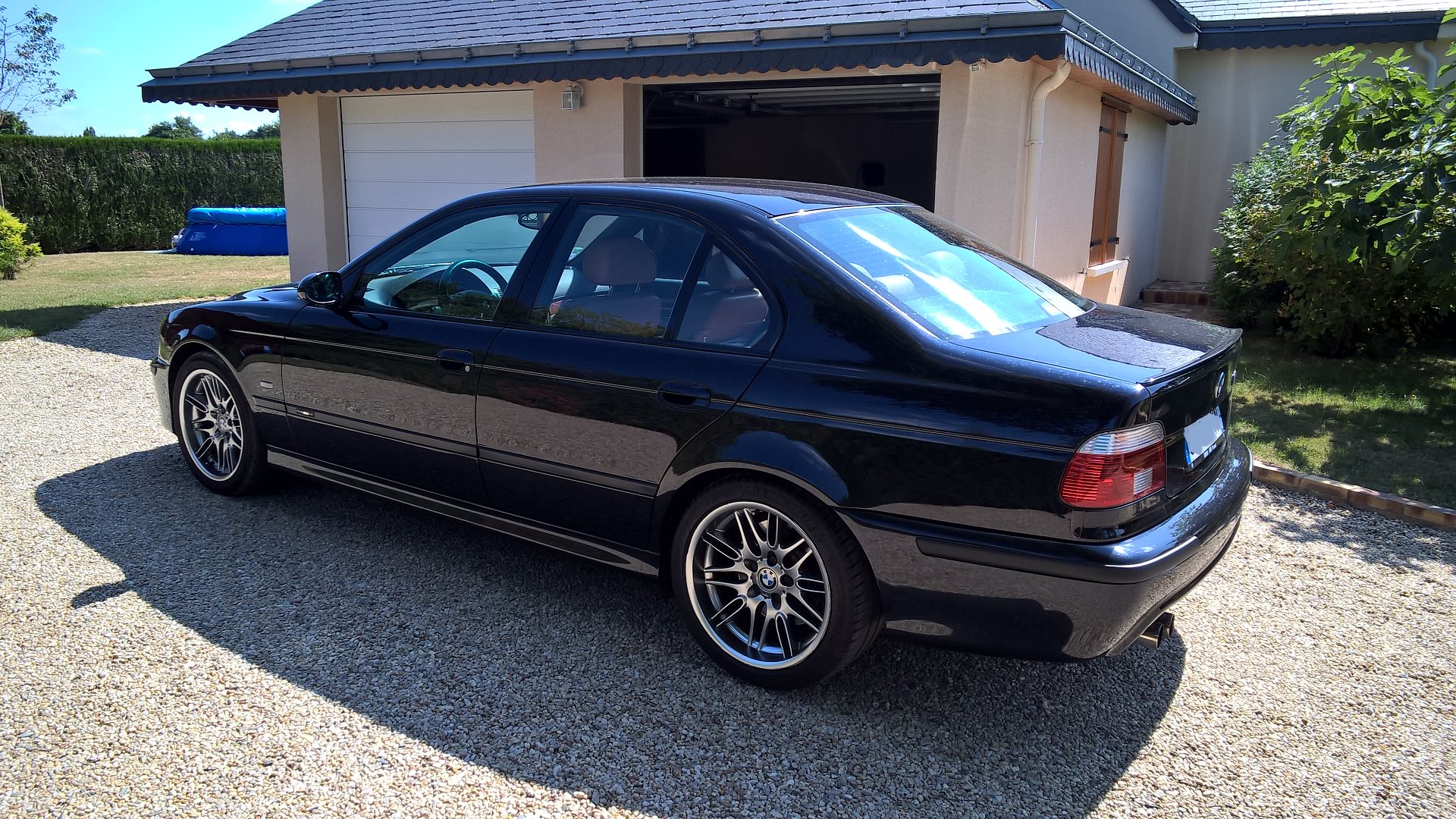 231992m5ar3.jpg