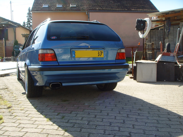 img-121804-5-bmwe36tourningalpina4bh7.jpg