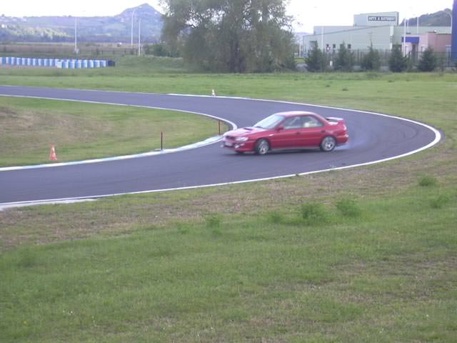 img-139647-12-ju_69_1098287619_t_inquiete___1098199504_sub01.jpg