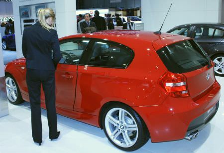 img-139907-2-BMW 130i 3-deurs (2).jpg