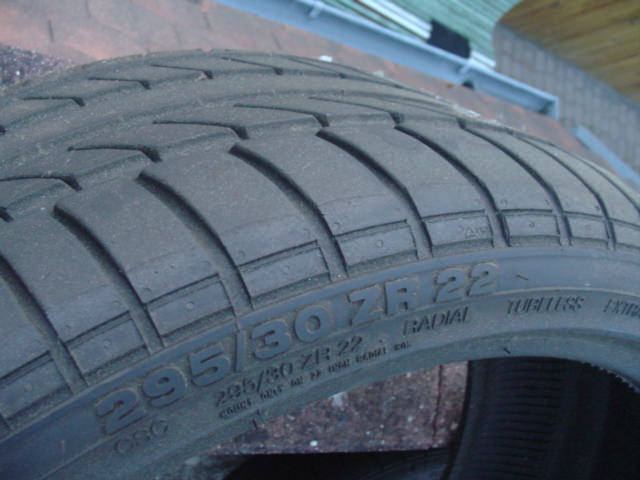 img-158255-1-pneu22002ii4.jpg