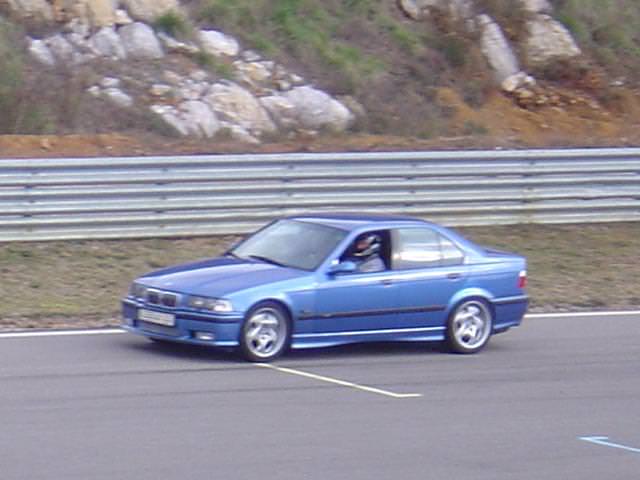 img-159106-8-ales1702087qs2.jpg