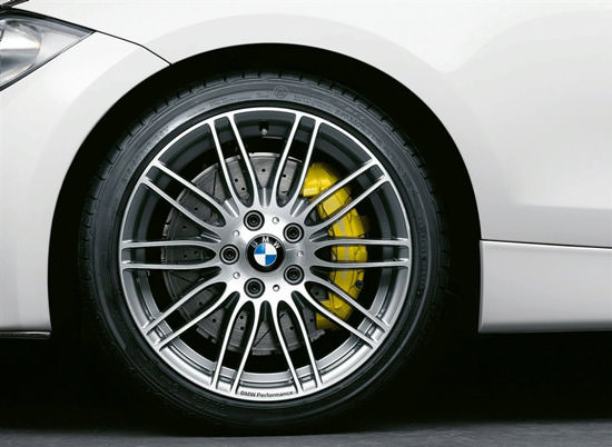 La ligne d'accessoires BMW Performance (Page 1) / Discussions libres /