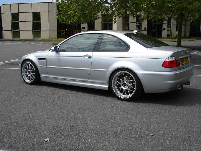 img-165111-1-20060521bmwm32lv7.jpg