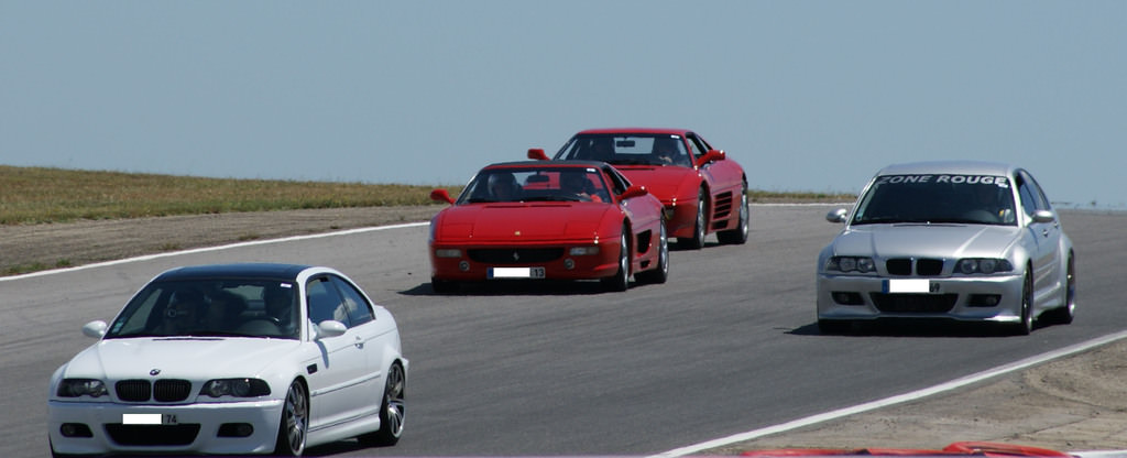 img-182440-3-ferrariky0.jpg