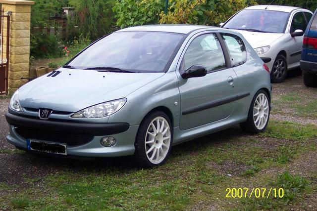 img-206459-2-voiture004ap9.jpg